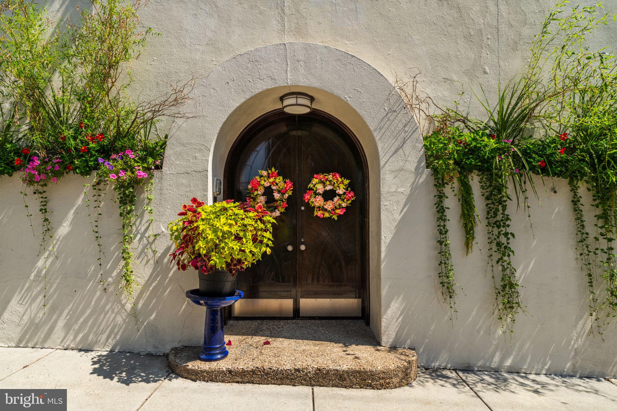 FAIRMOUNT - Residential