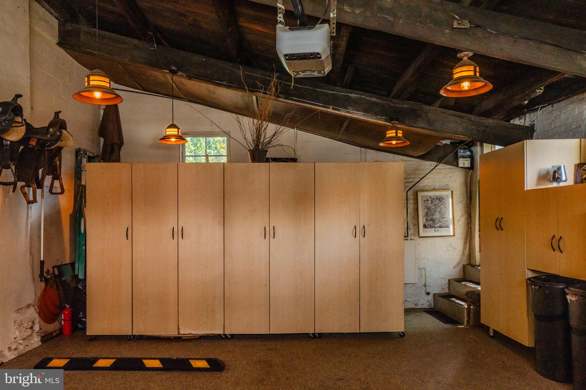 FAIRMOUNT - Residential