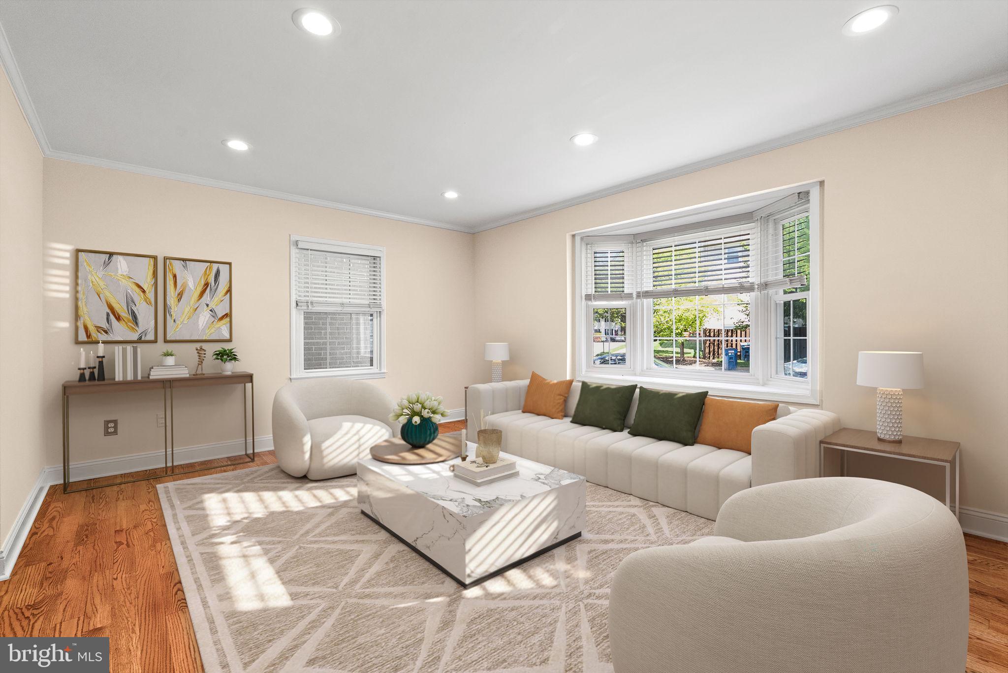 STRATHMEADE SQUARE - Residential