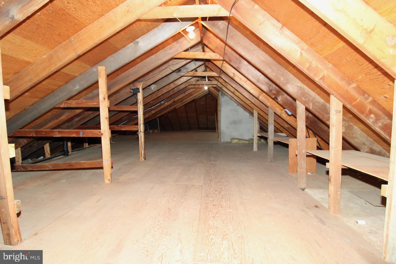 CEDAR HILLS - Residential