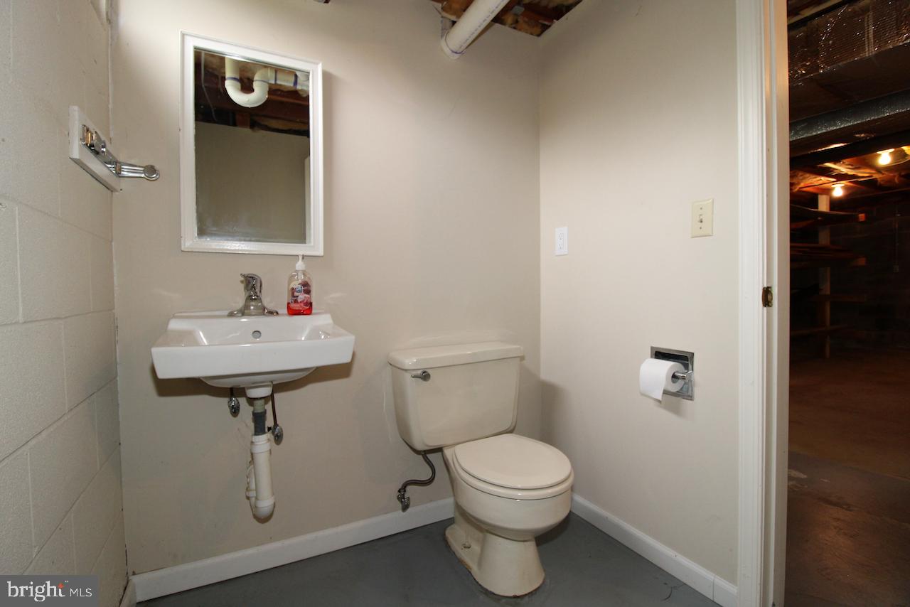 CEDAR HILLS - Residential