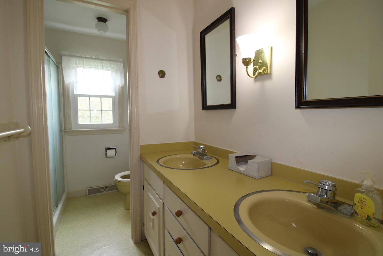 CEDAR HILLS - Residential