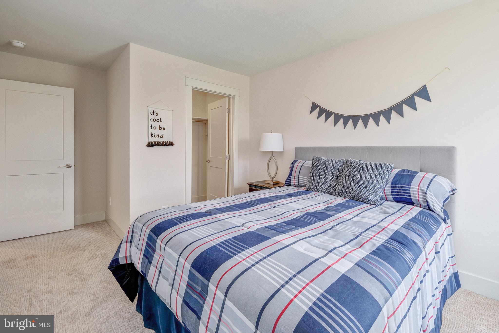 ENCLAVE AT GROVE - Residential