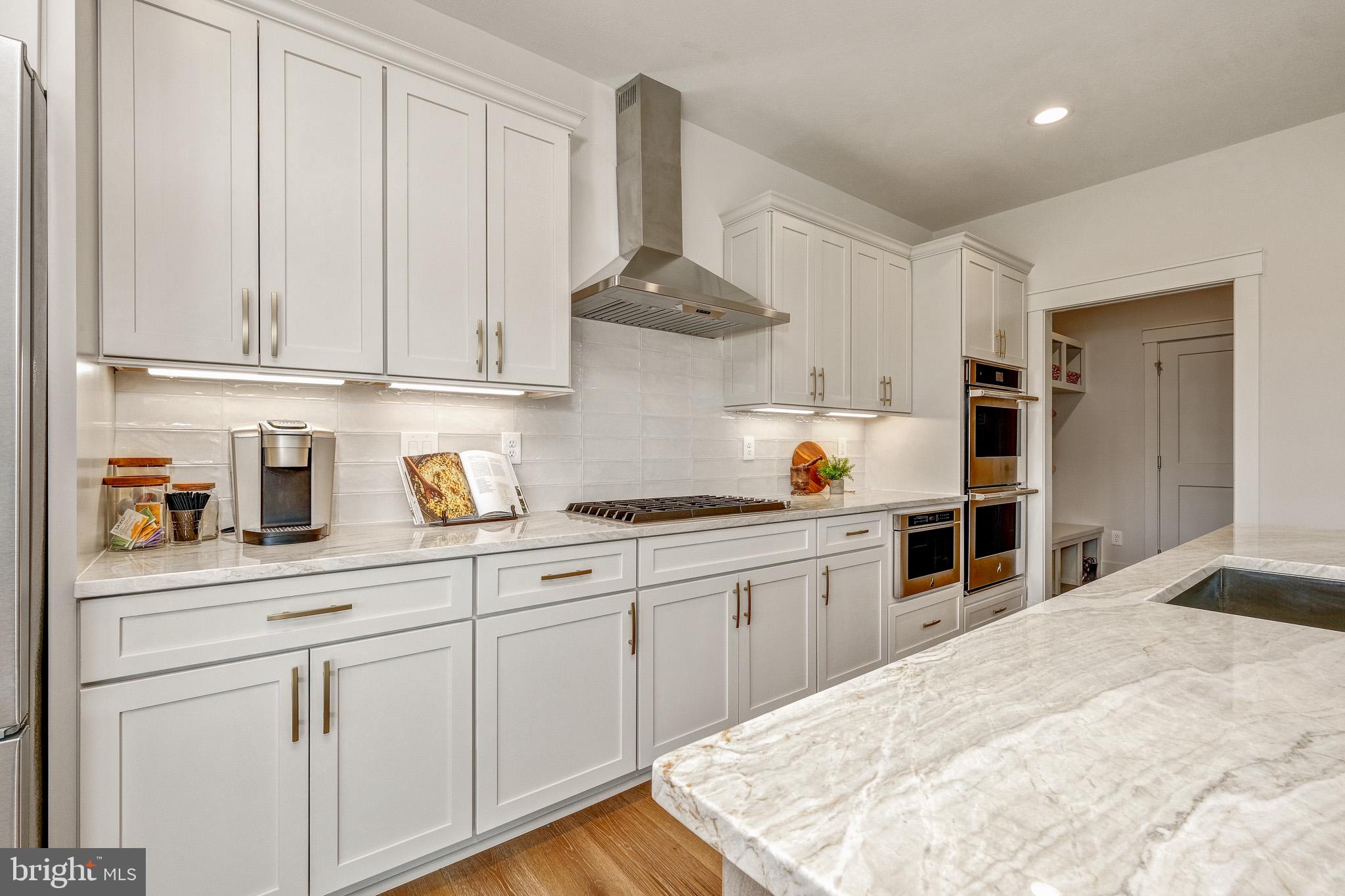 ENCLAVE AT GROVE - Residential