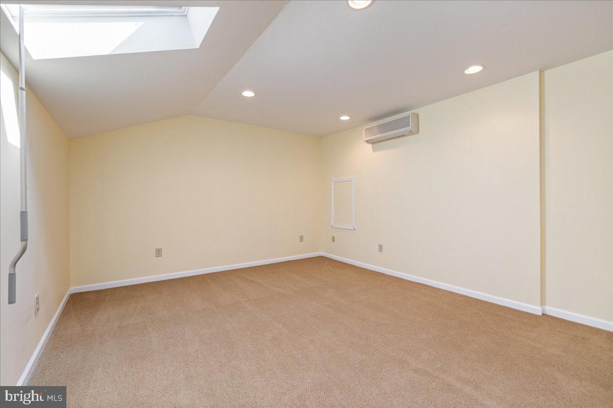 GREYCLIFFE - Residential