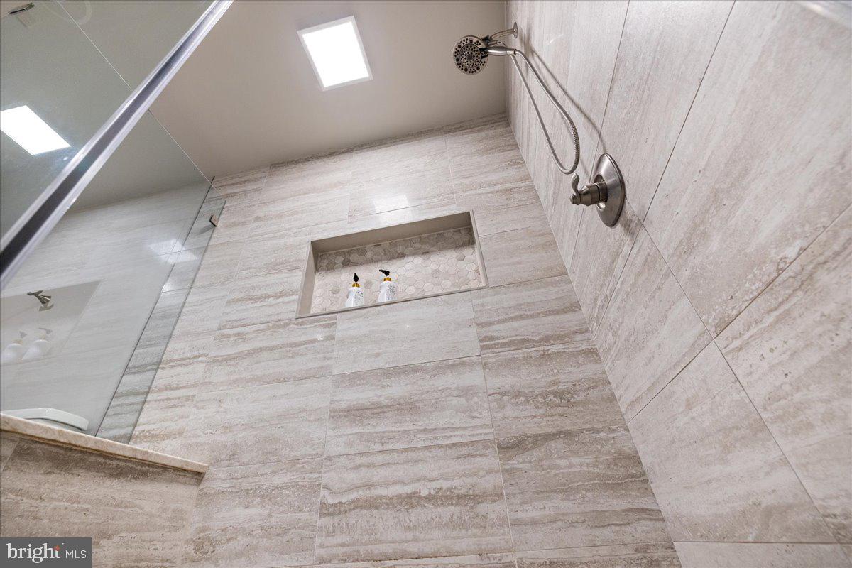 GREYCLIFFE - Residential