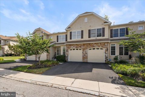 628 GREYCLIFFE AMBLER PA 19002