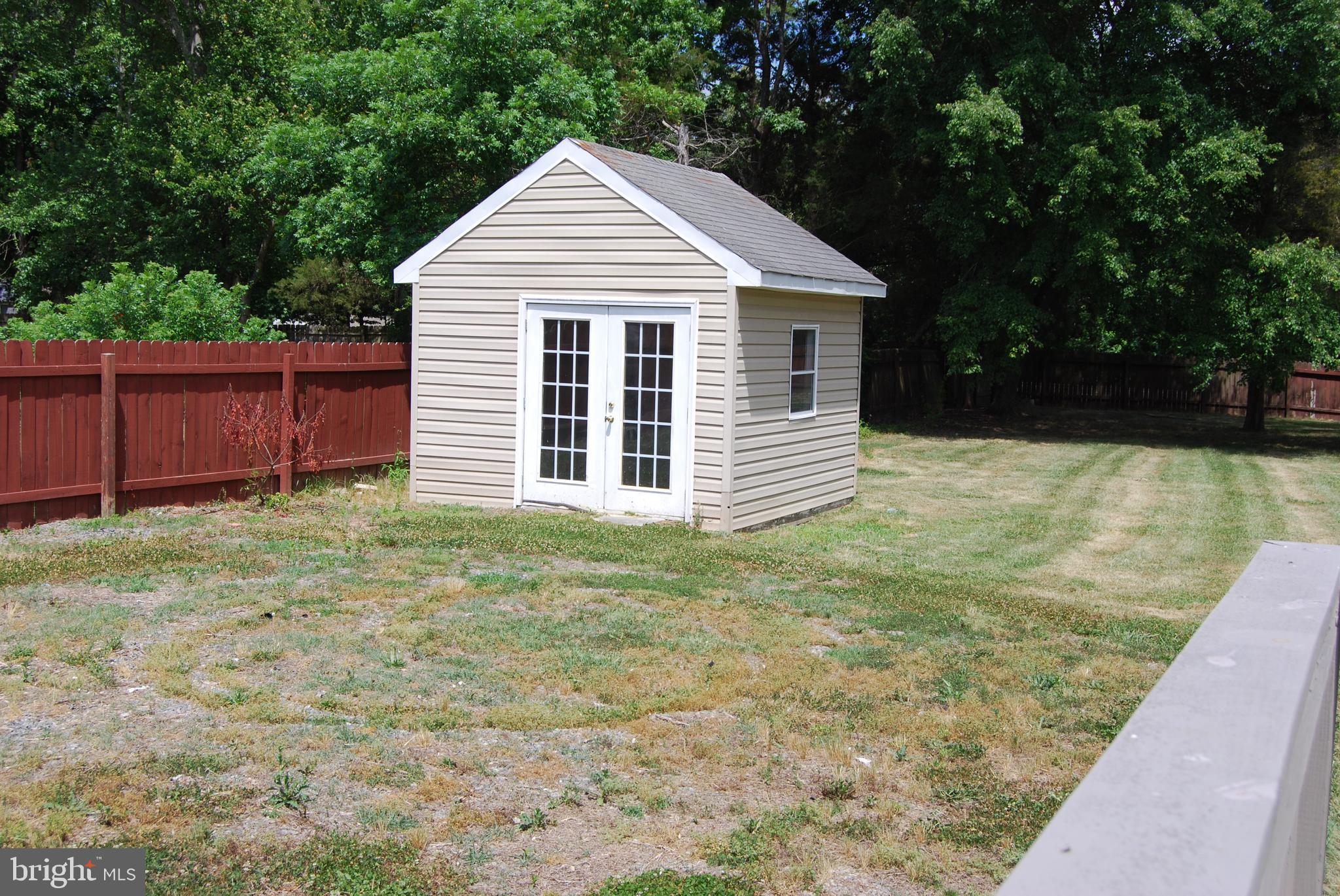 CREEKWOOD - Residential