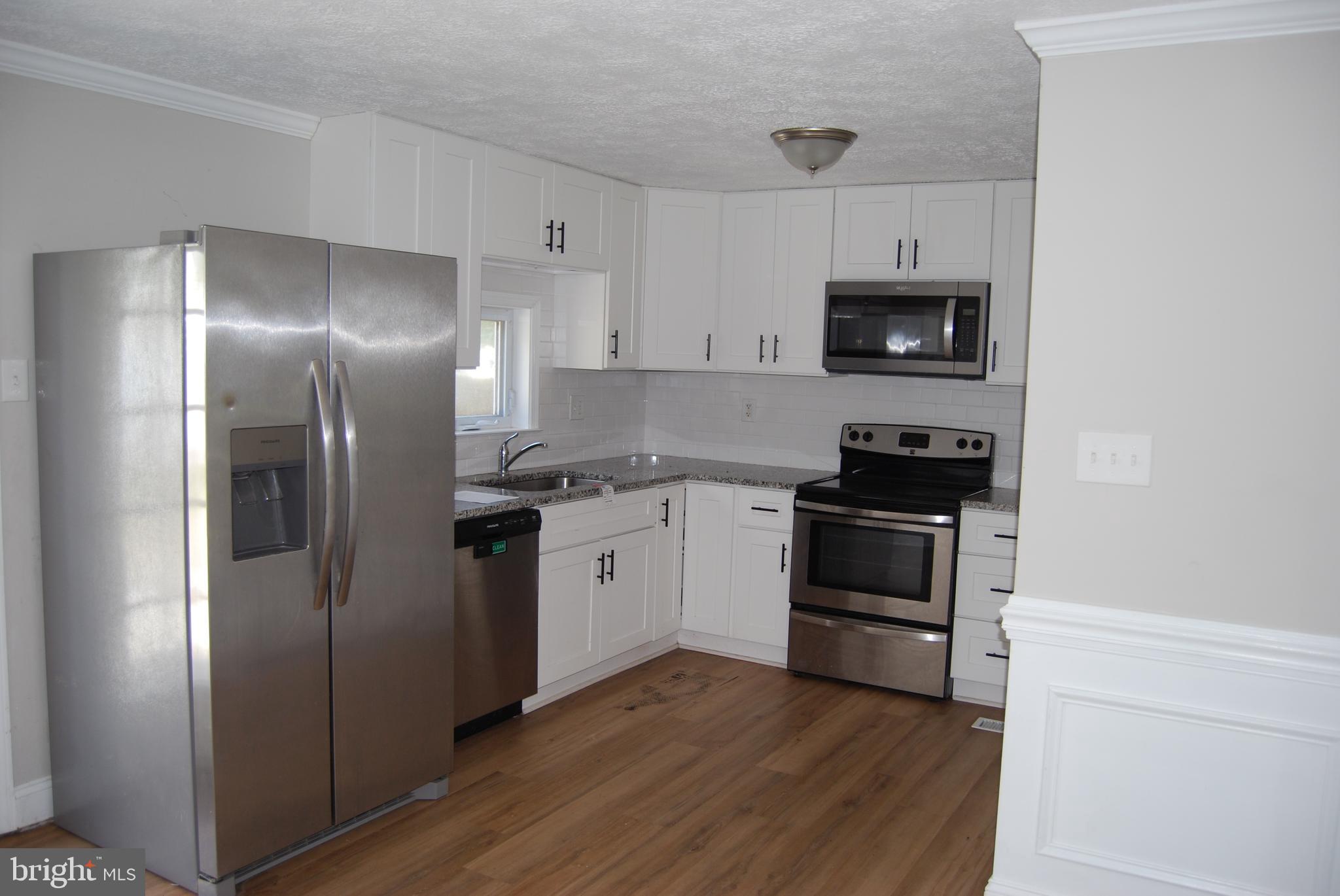 CREEKWOOD - Residential