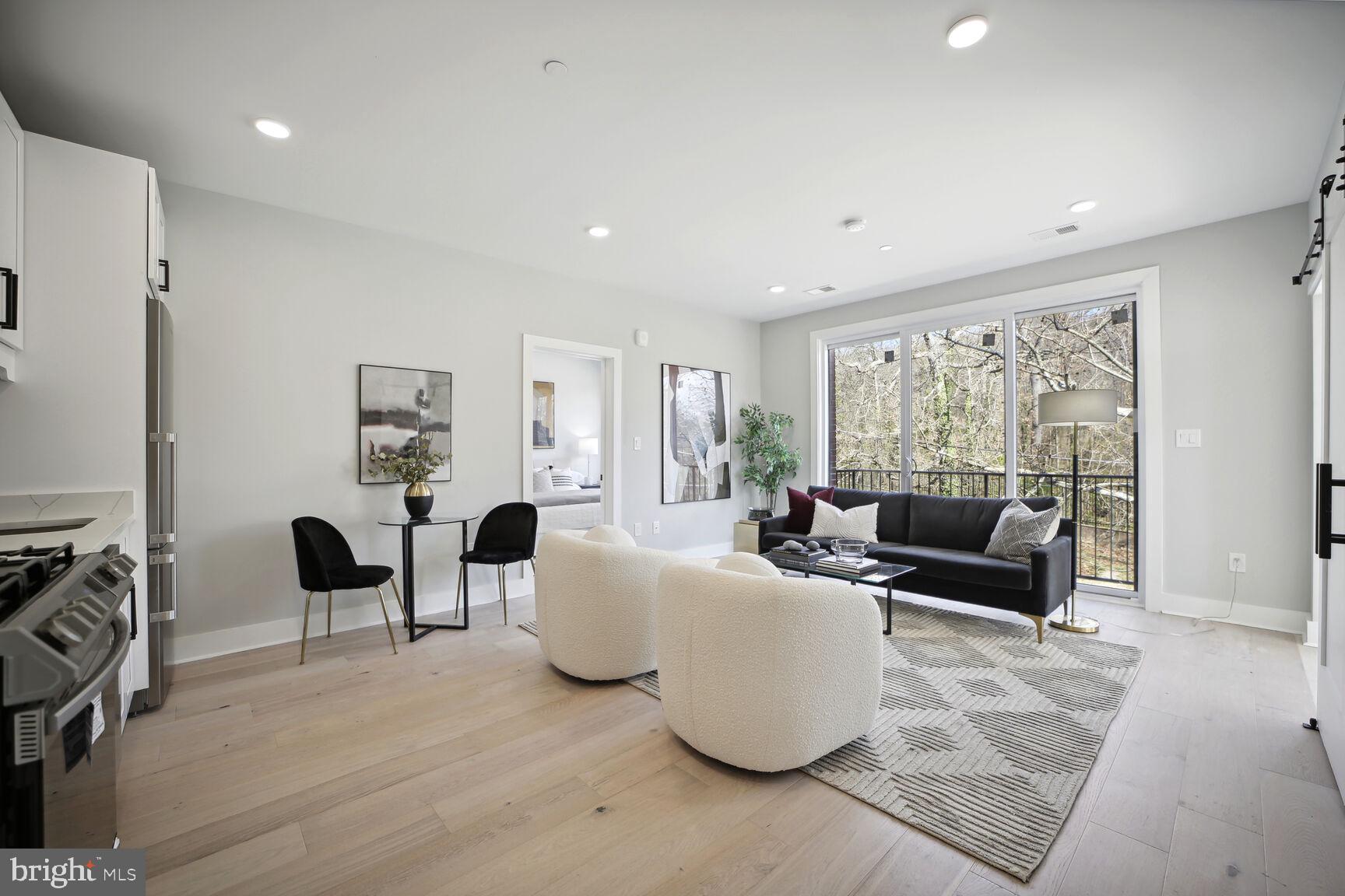 2019 M STREET NE 7