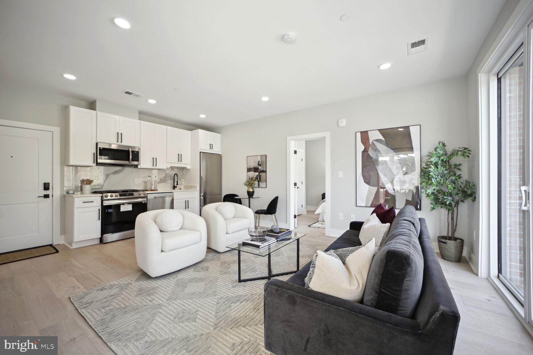 2019 M STREET NE 7