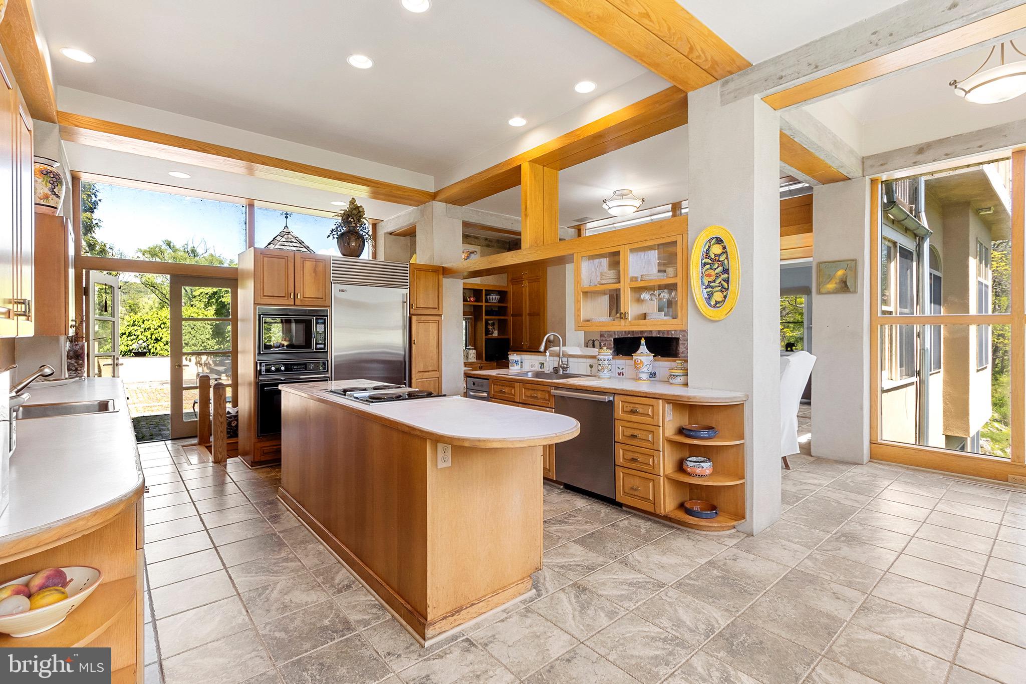 SUMMERHILL - Residential