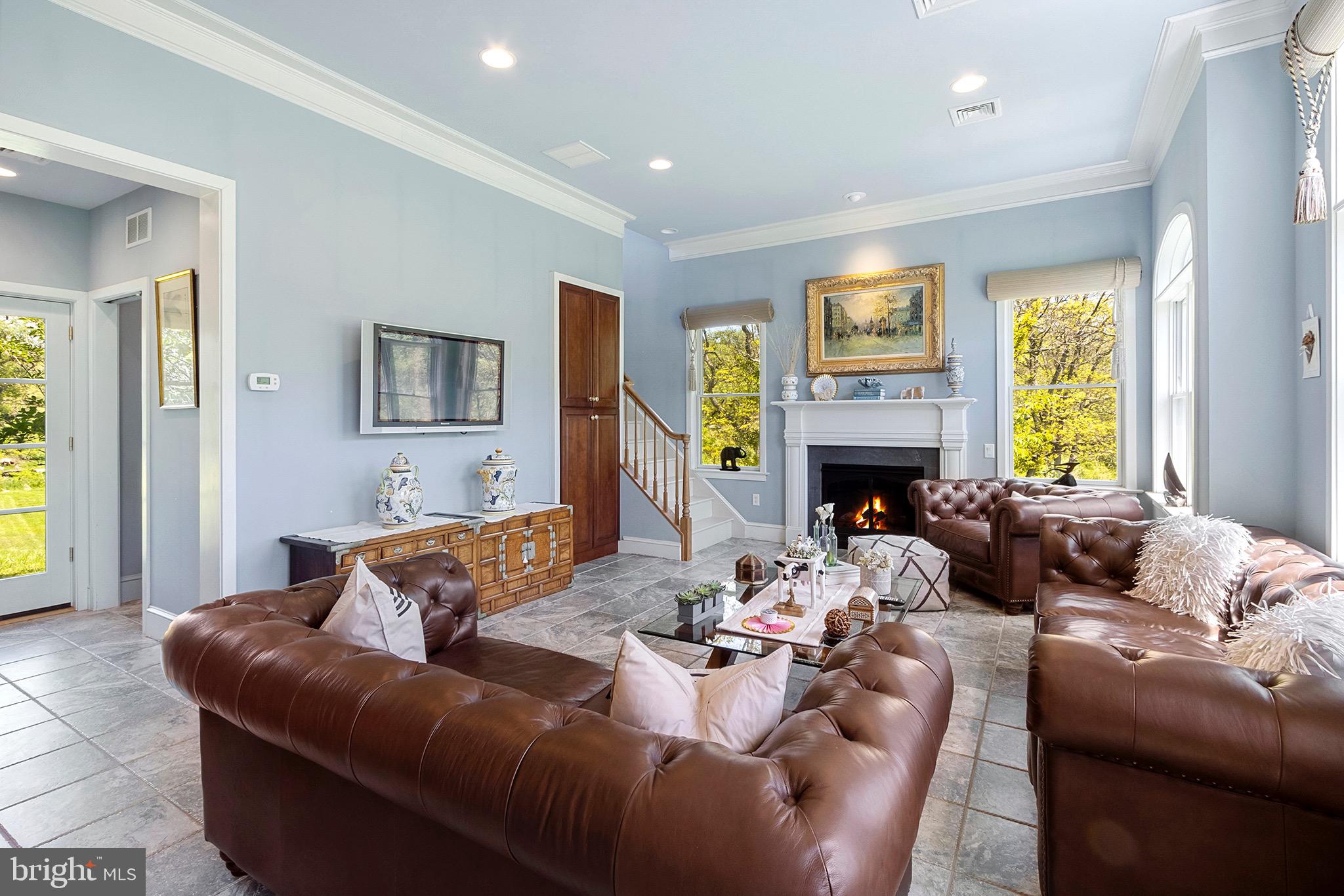 SUMMERHILL - Residential