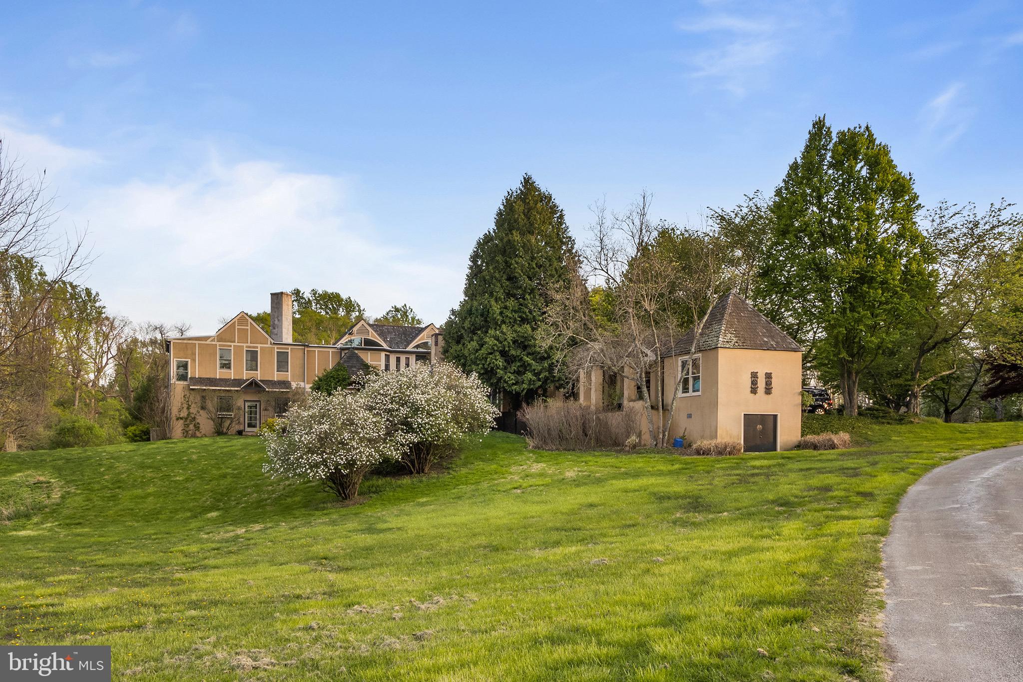 SUMMERHILL - Residential