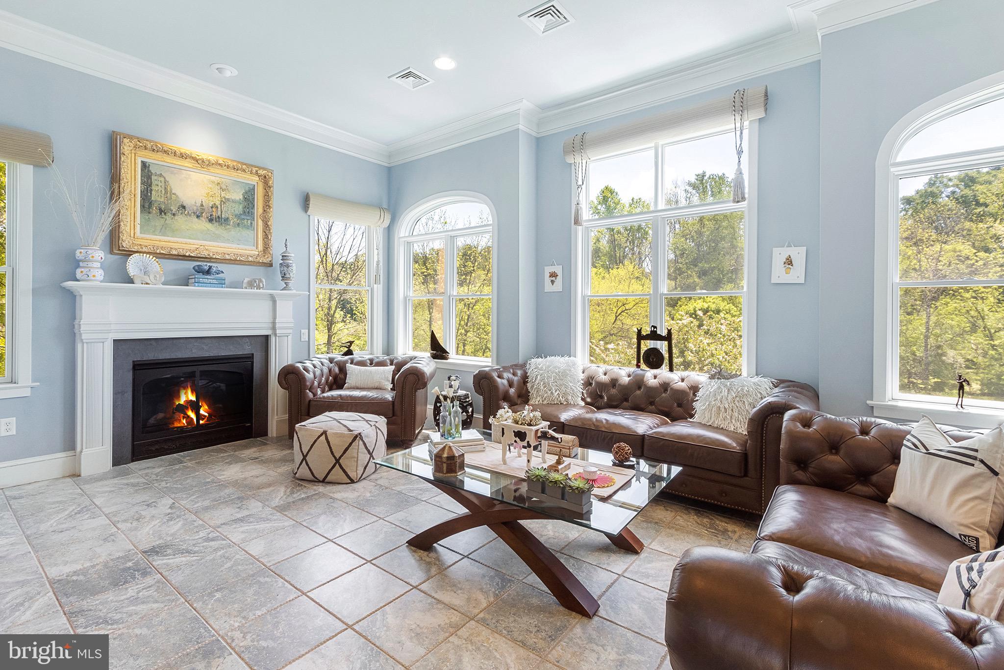 SUMMERHILL - Residential