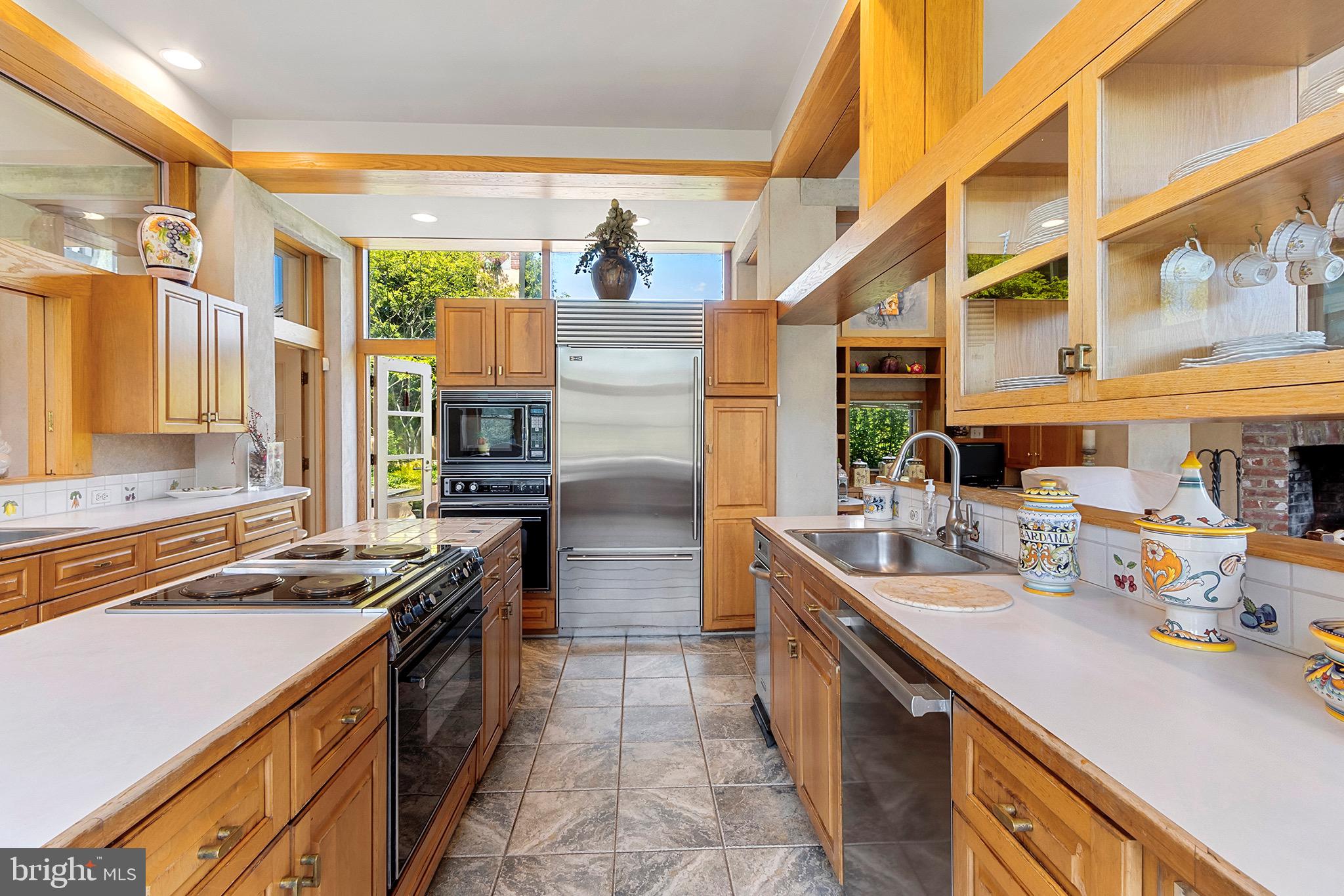 SUMMERHILL - Residential