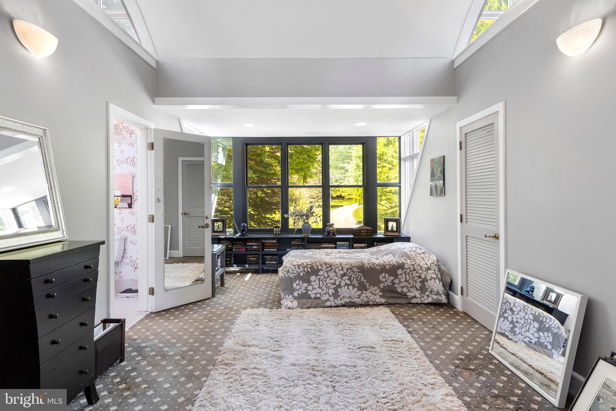 SUMMERHILL - Residential