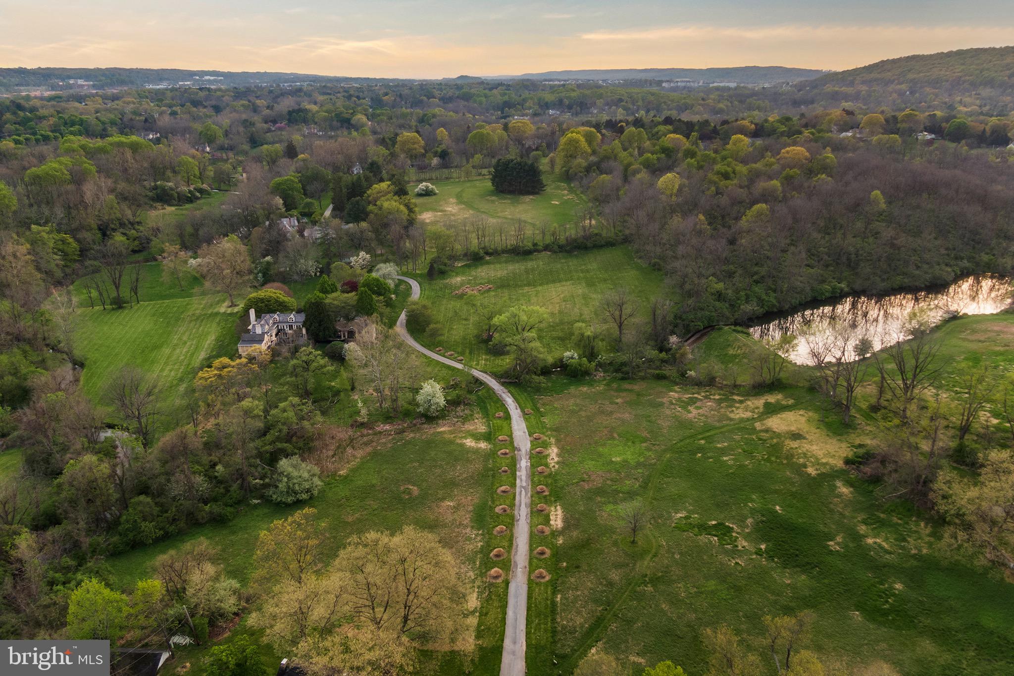 SUMMERHILL - Residential