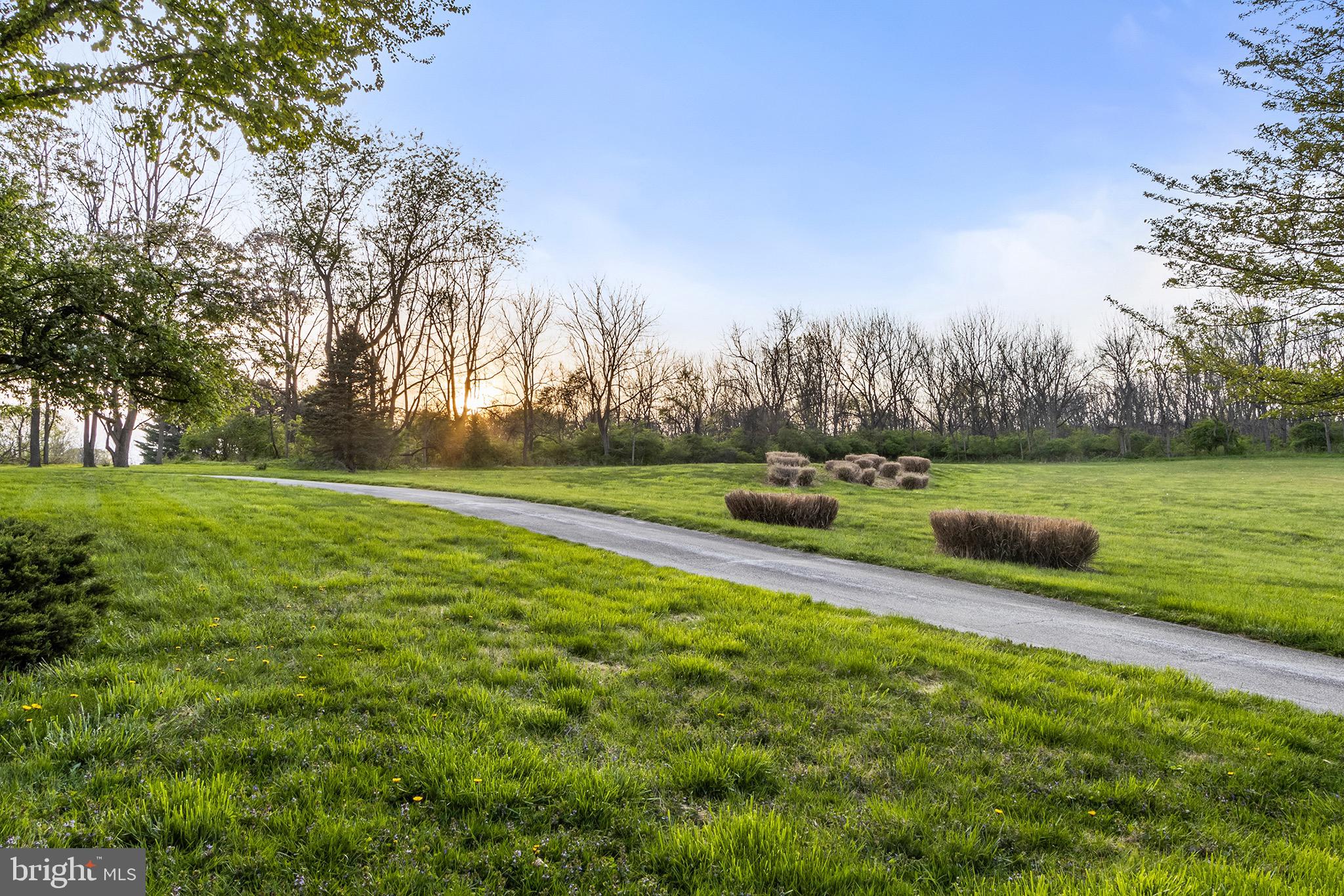 SUMMERHILL - Residential