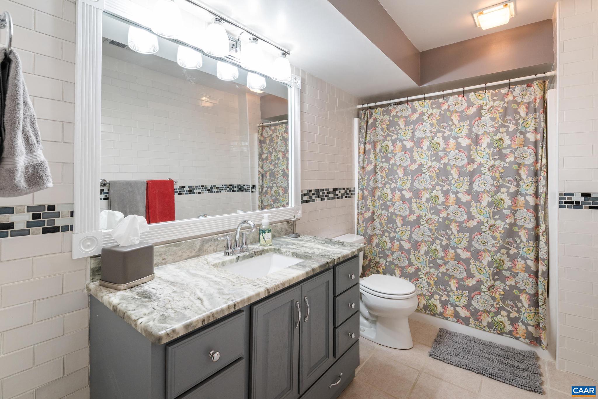 DEERWOOD VILLAGE - Residential