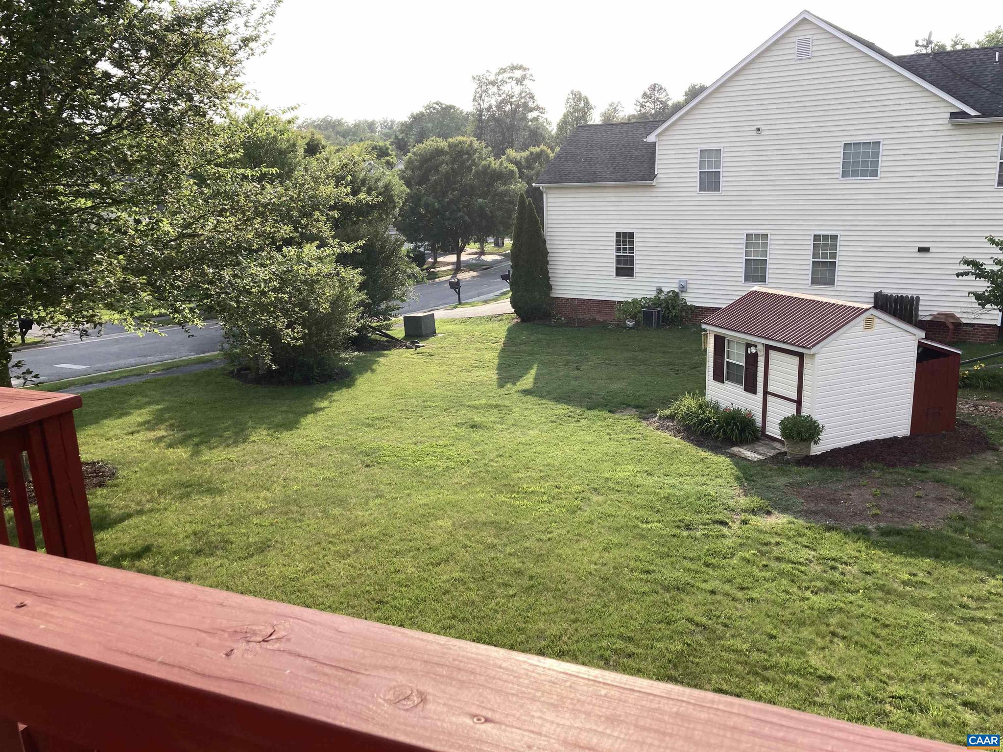 DEERWOOD VILLAGE - Residential