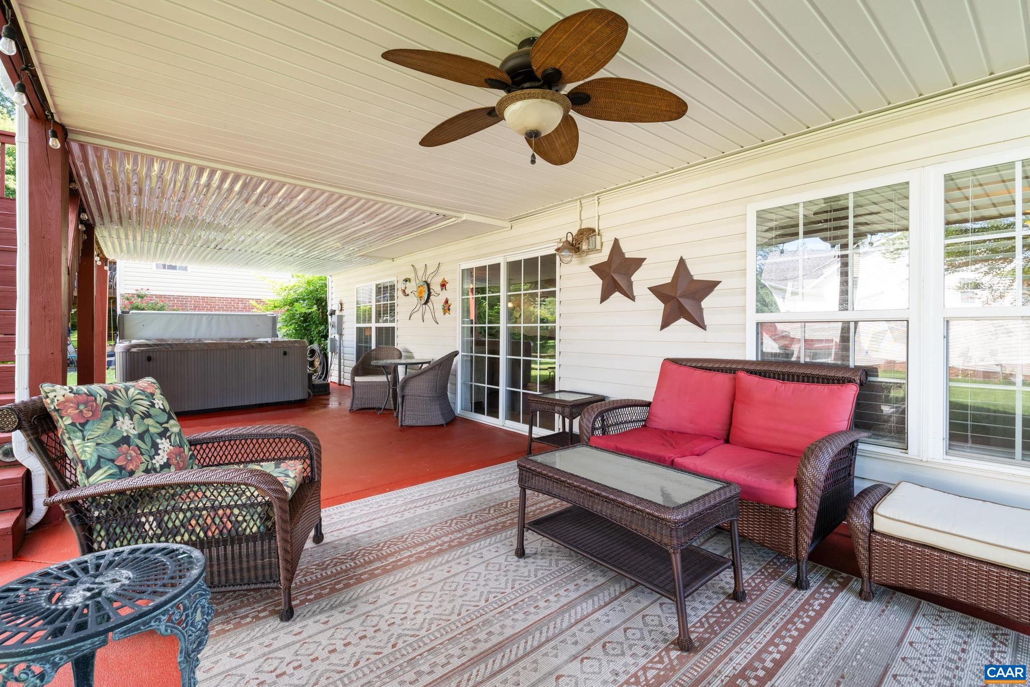 DEERWOOD VILLAGE - Residential