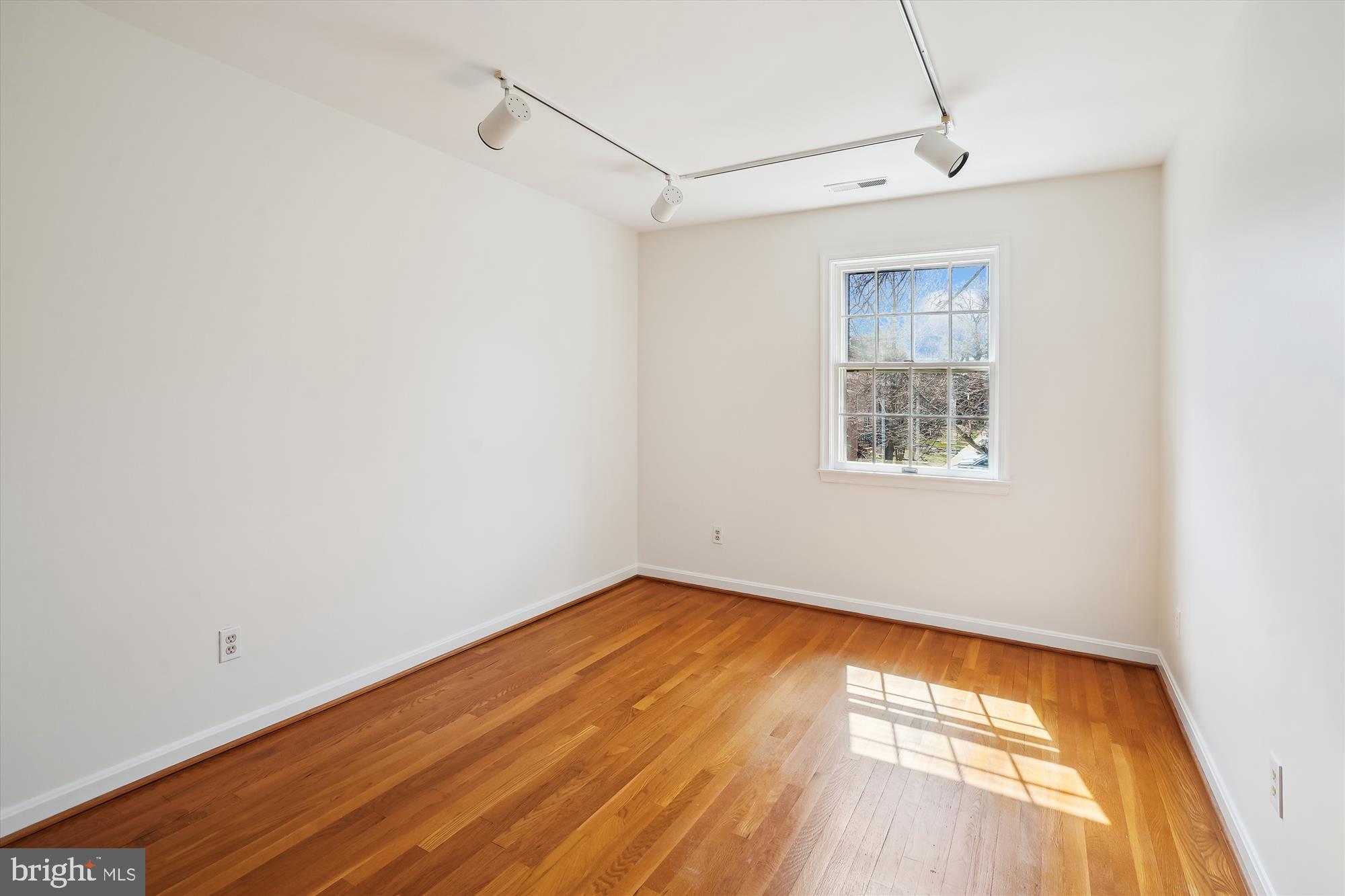 STONEHURST - Residential