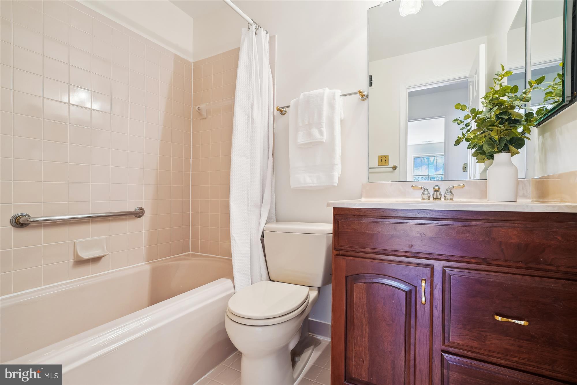 STONEHURST - Residential