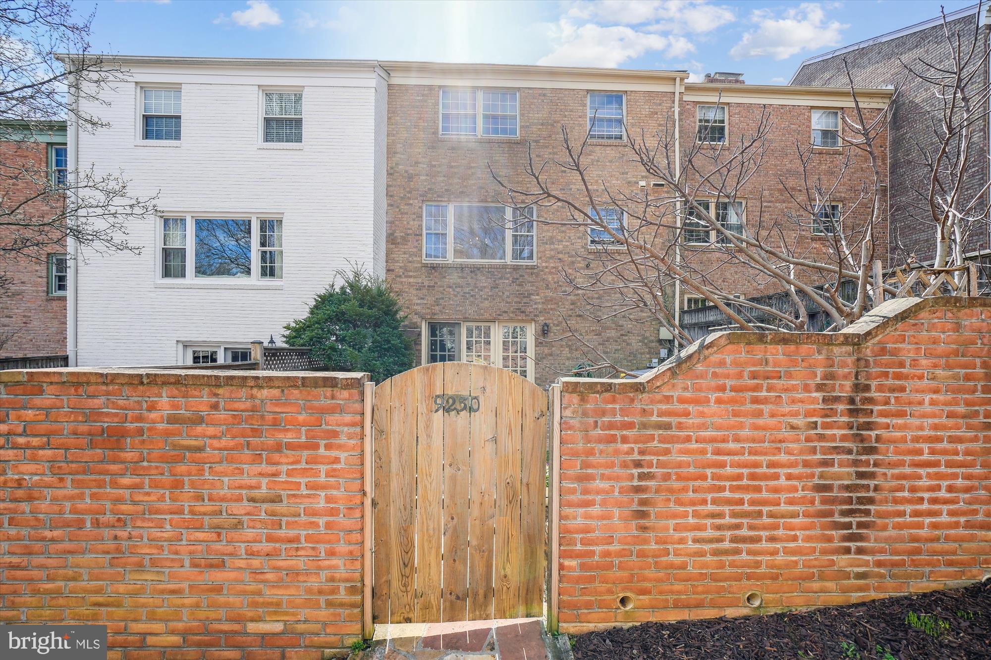 STONEHURST - Residential