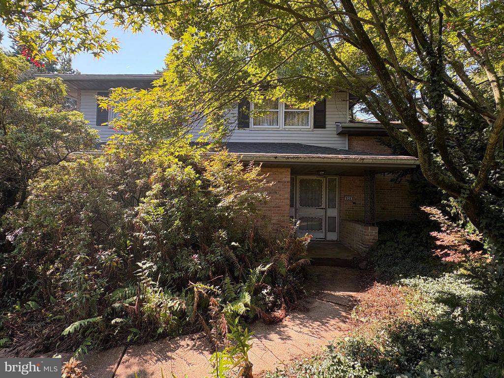 Photo of 934 Village Road, LANCASTER, PA 17602 (MLS # PALA2076266)