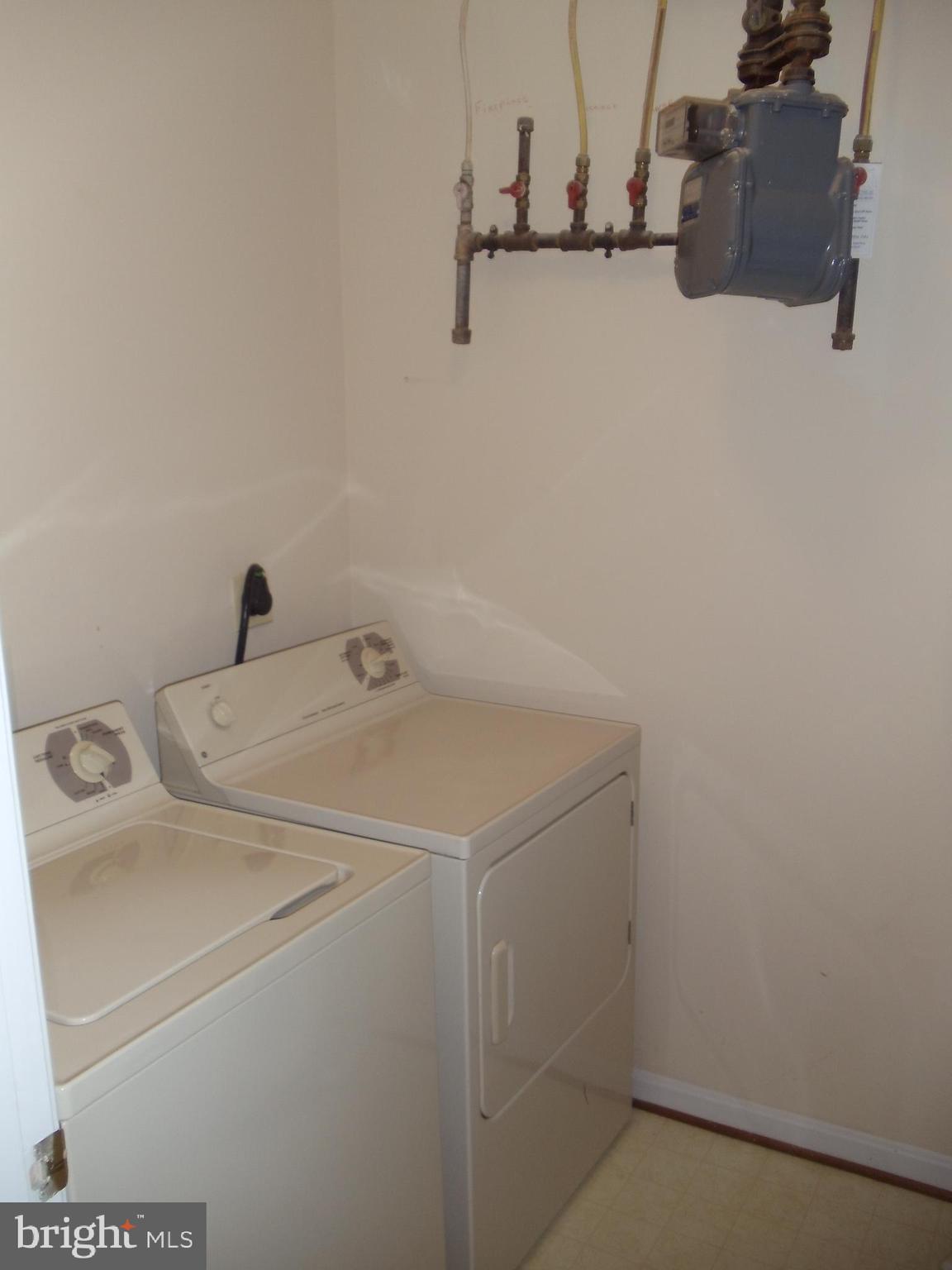 WESTWOOD VILLAGE - Residential Lease