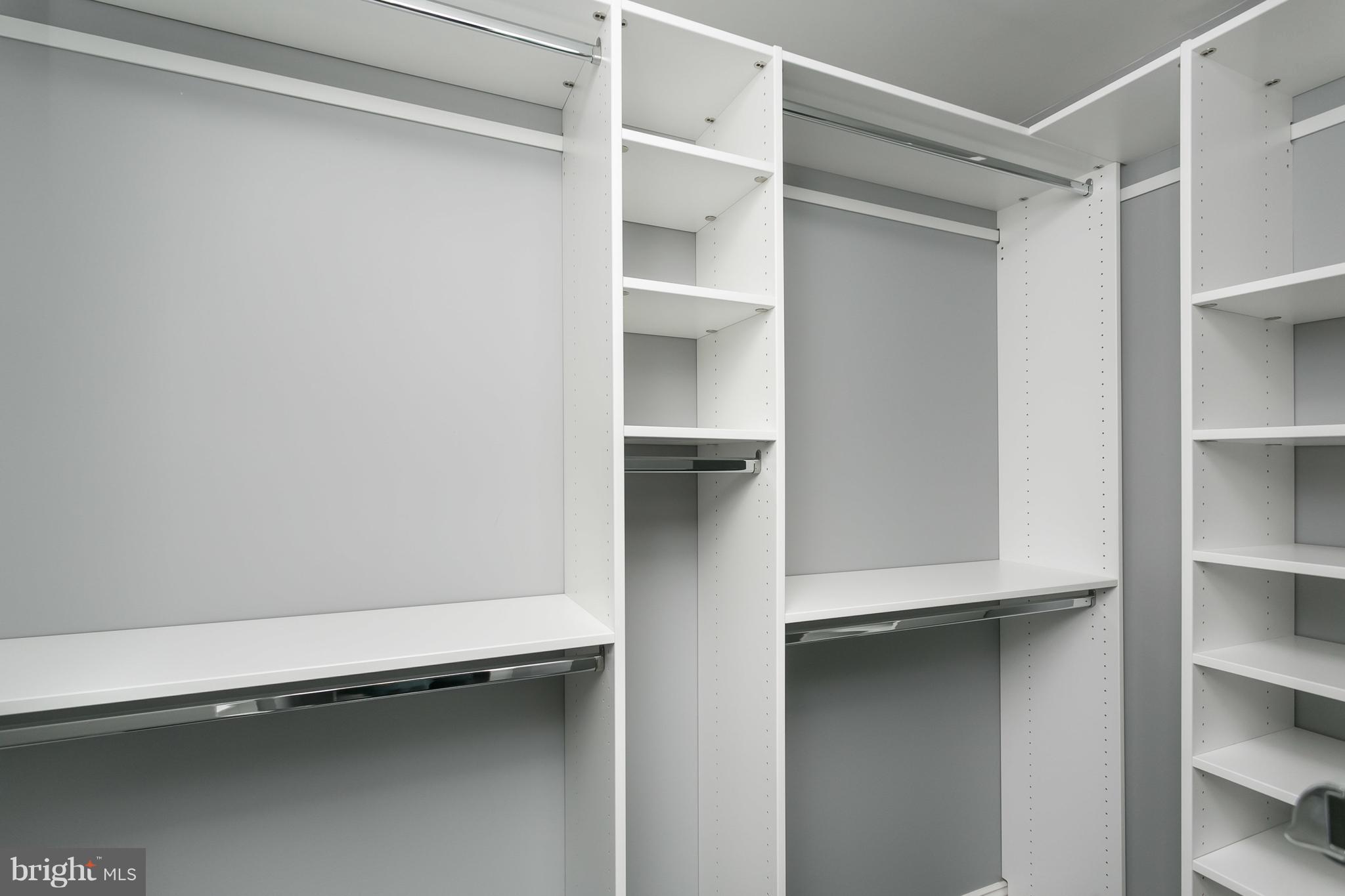 PARKVILLE - Residential