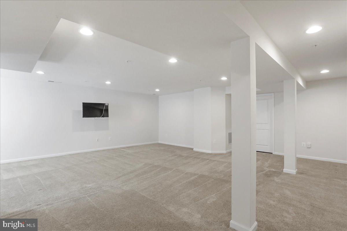 SYCAMORE RUN - Residential