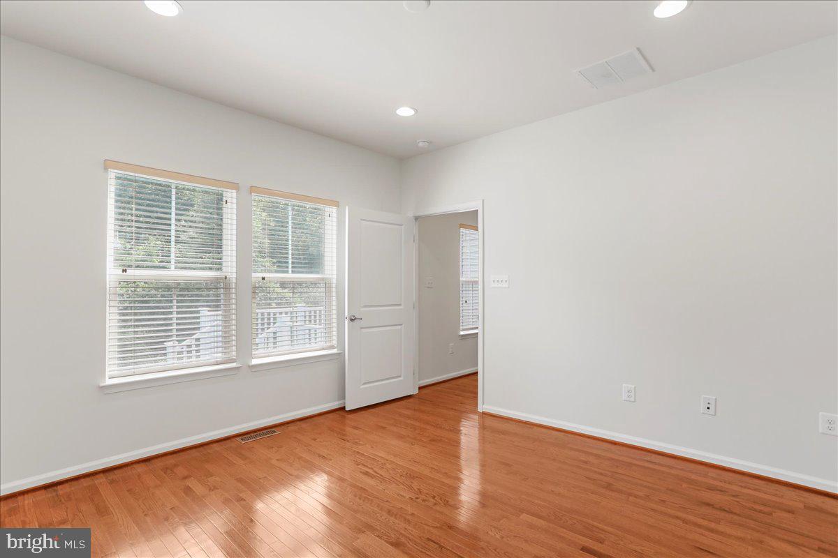 SYCAMORE RUN - Residential