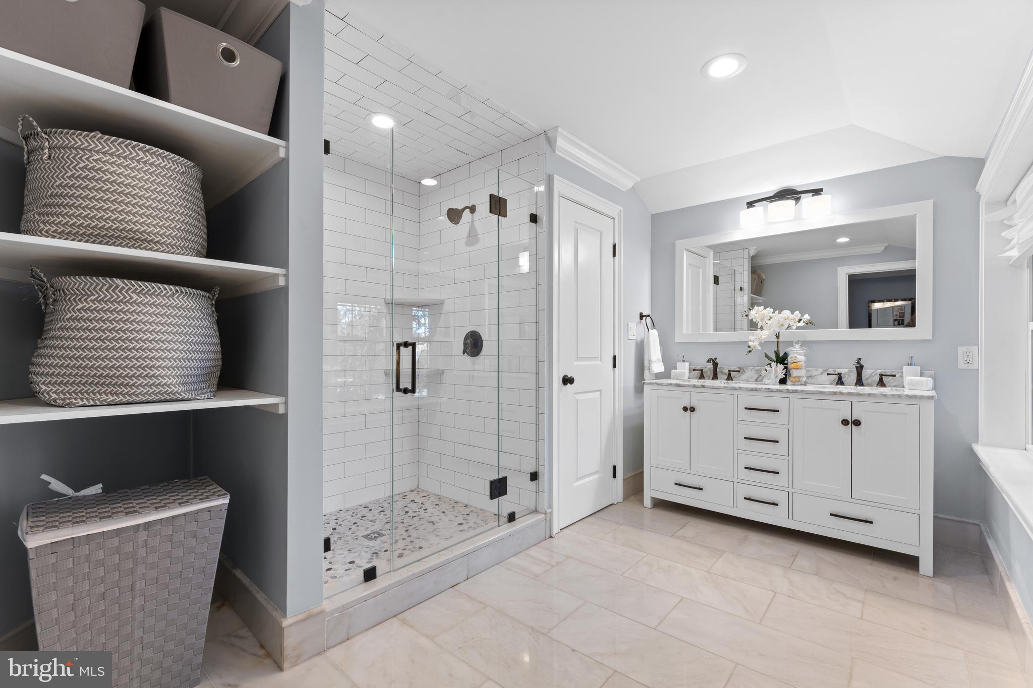 WYNNEWOOD - Residential