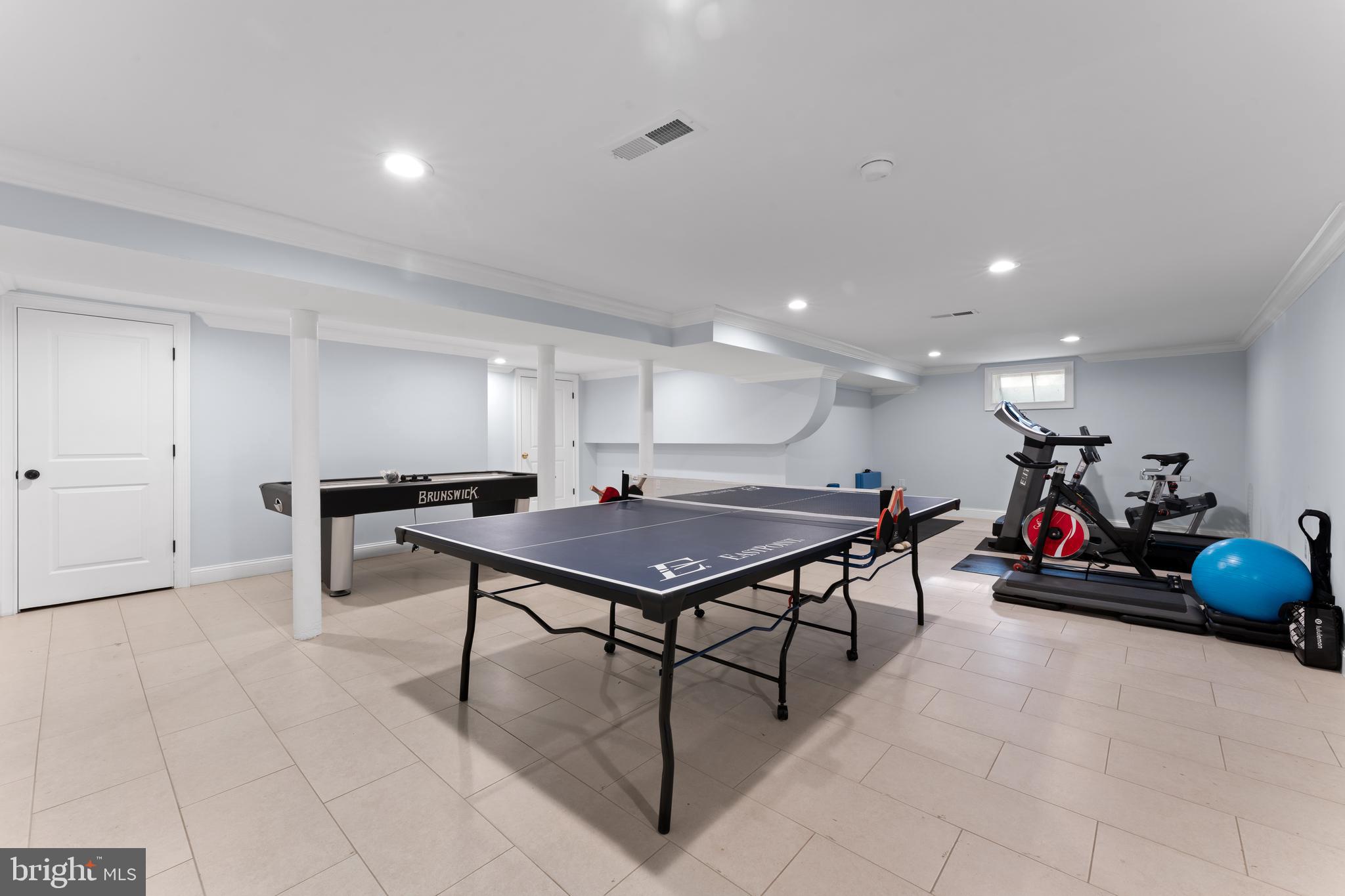 WYNNEWOOD - Residential