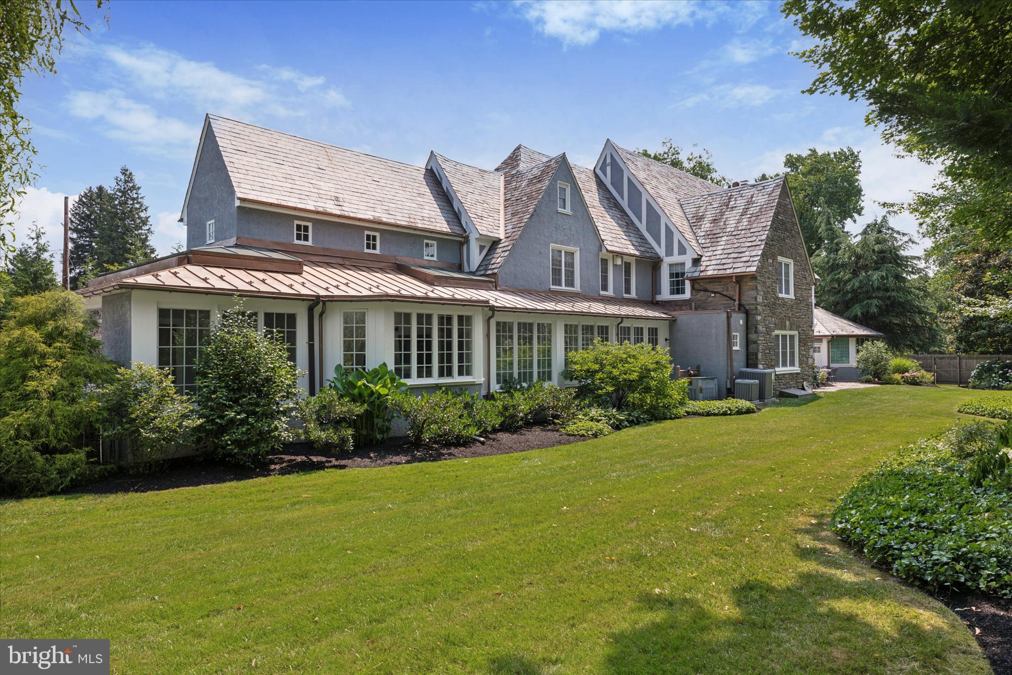 WYNNEWOOD - Residential