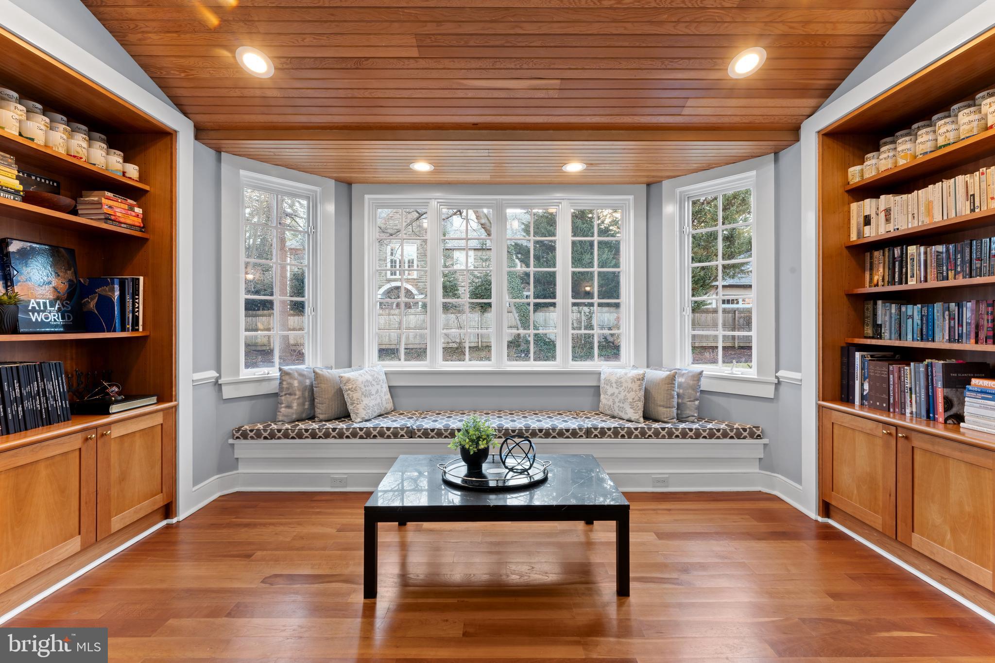 WYNNEWOOD - Residential