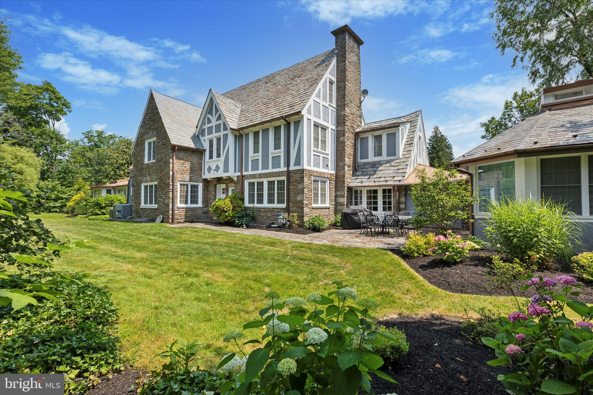 WYNNEWOOD - Residential