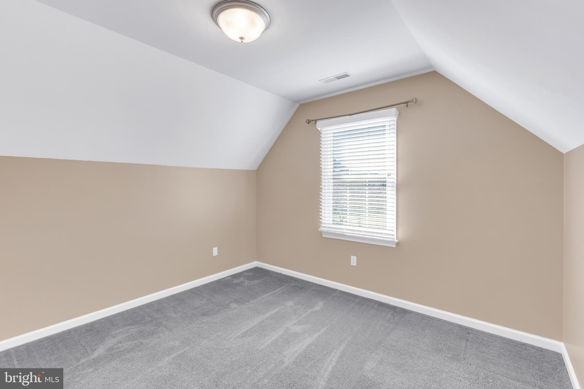 STEEPLECHASE - Residential