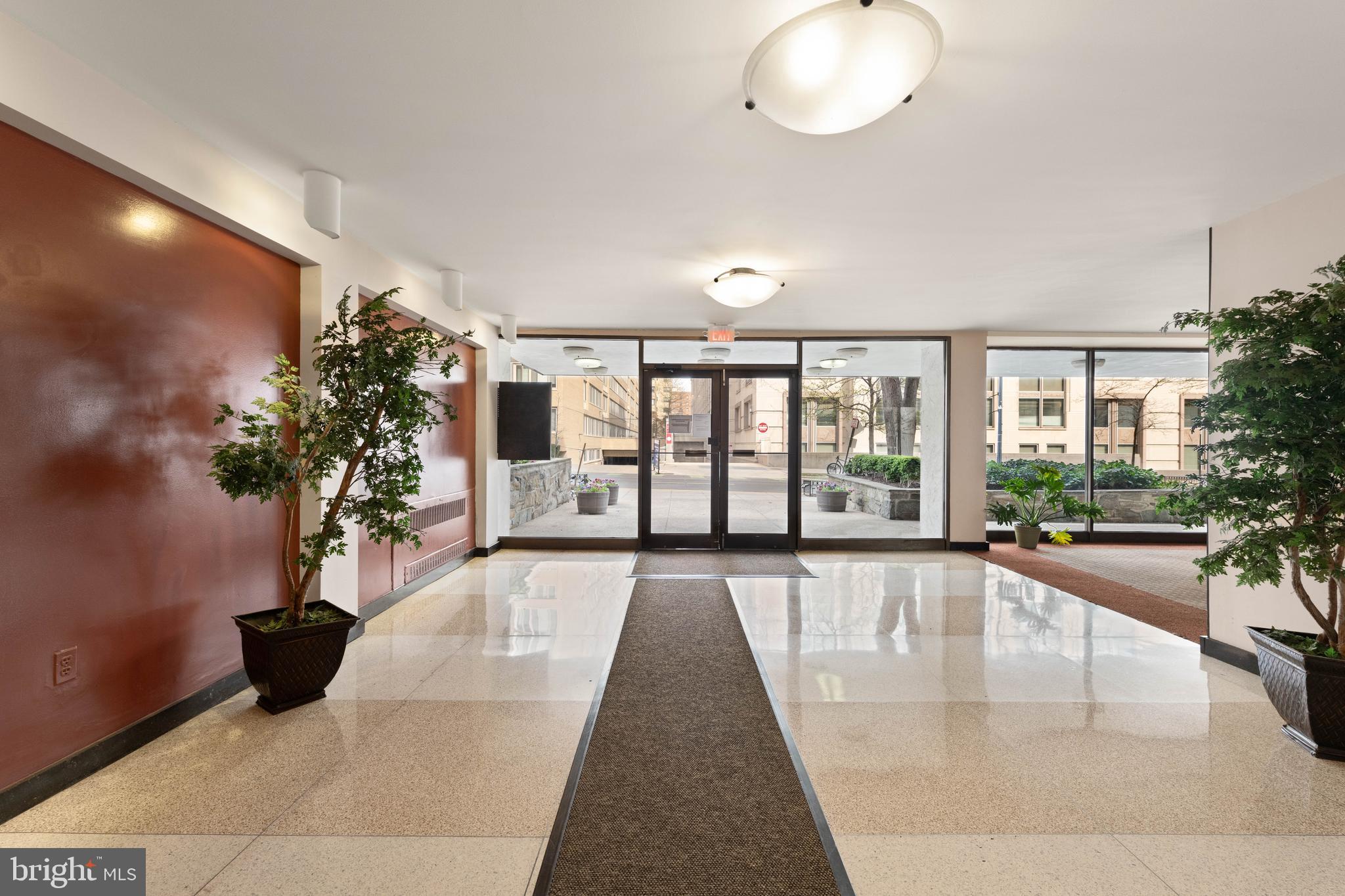 FOGGY BOTTOM - Residential