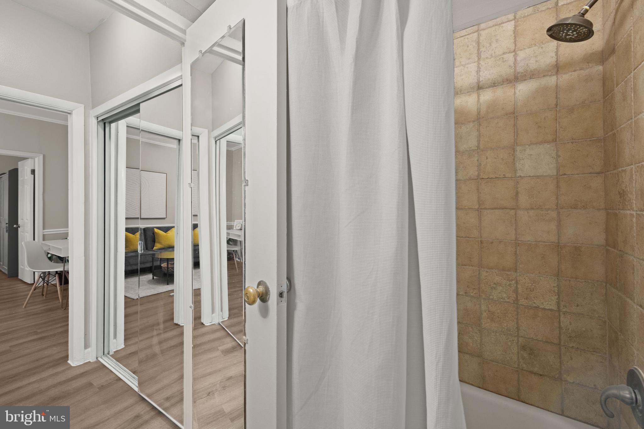 FOGGY BOTTOM - Residential