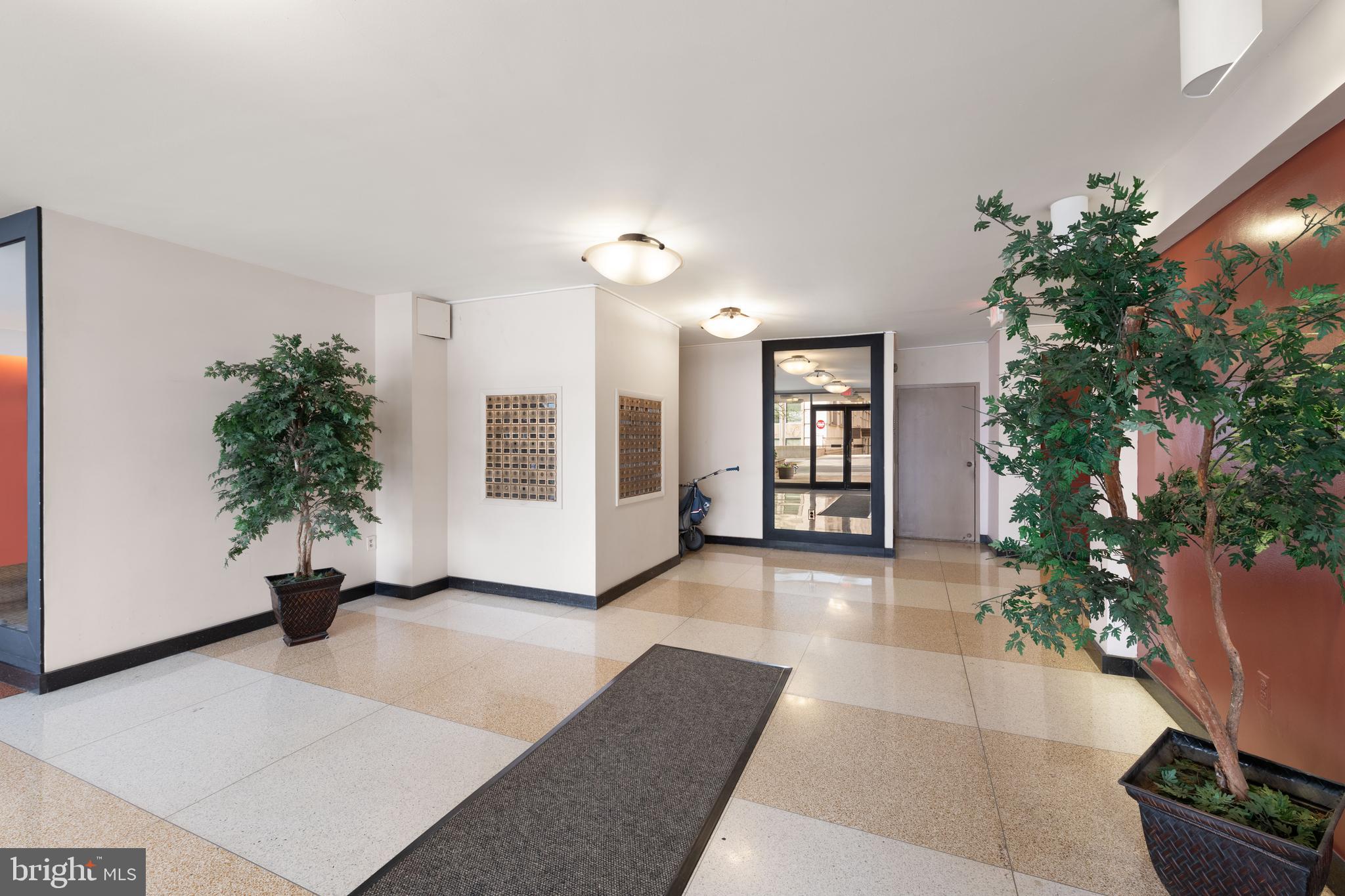 FOGGY BOTTOM - Residential