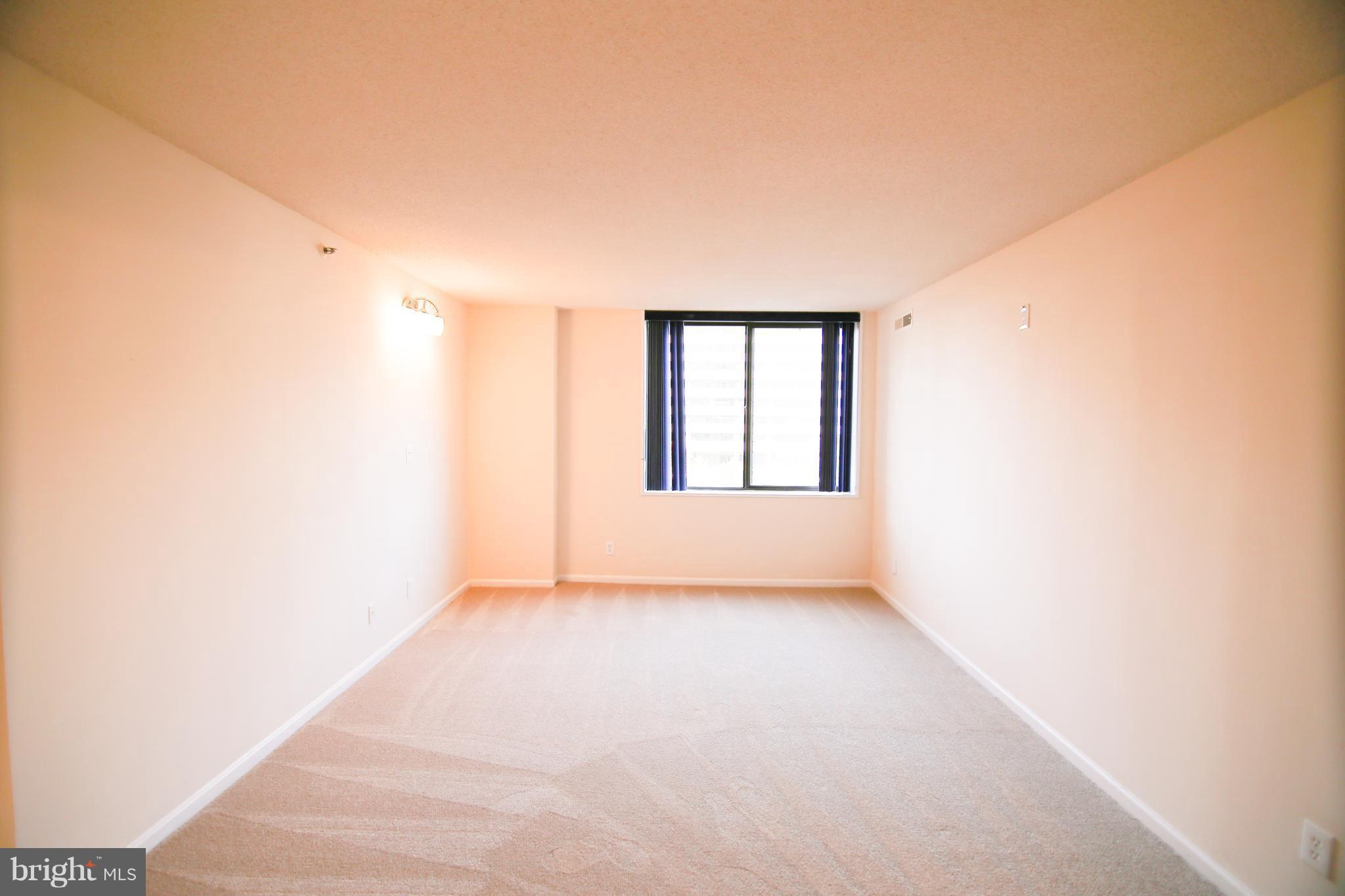 SKYLINE HOUSE - Residential Lease