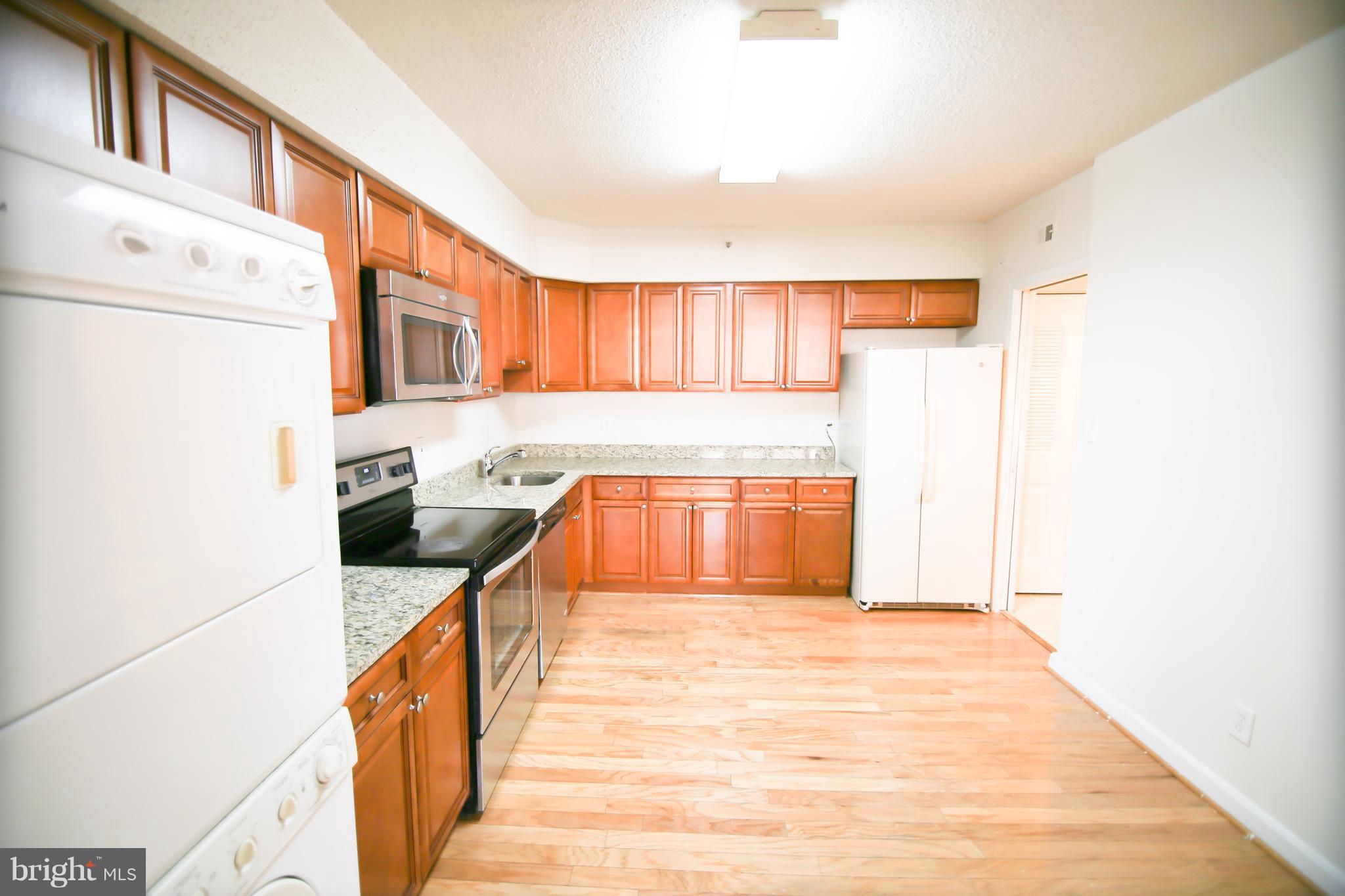 SKYLINE HOUSE - Residential Lease