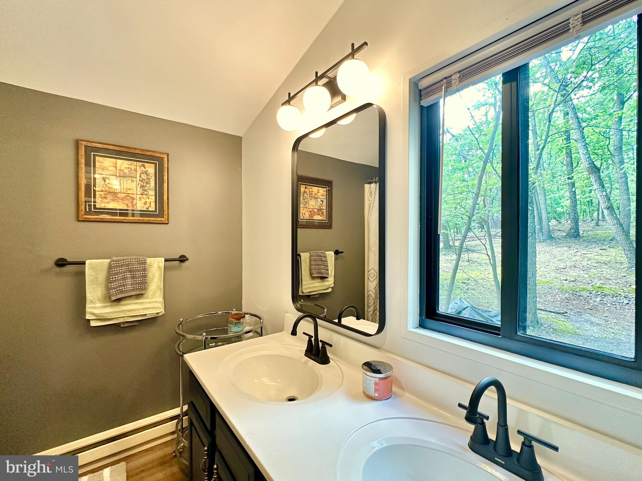 THE WOODS - Residential