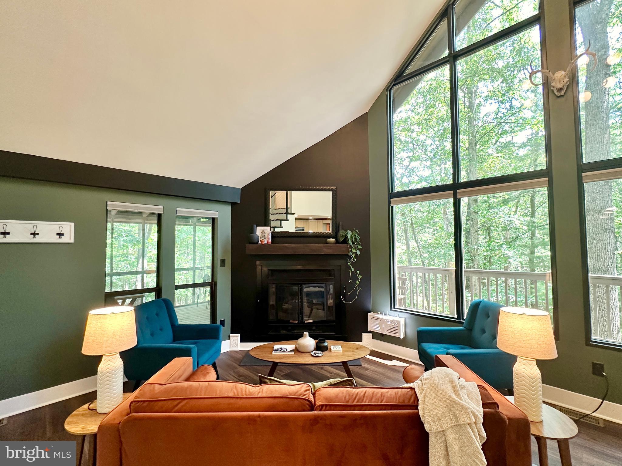 THE WOODS - Residential