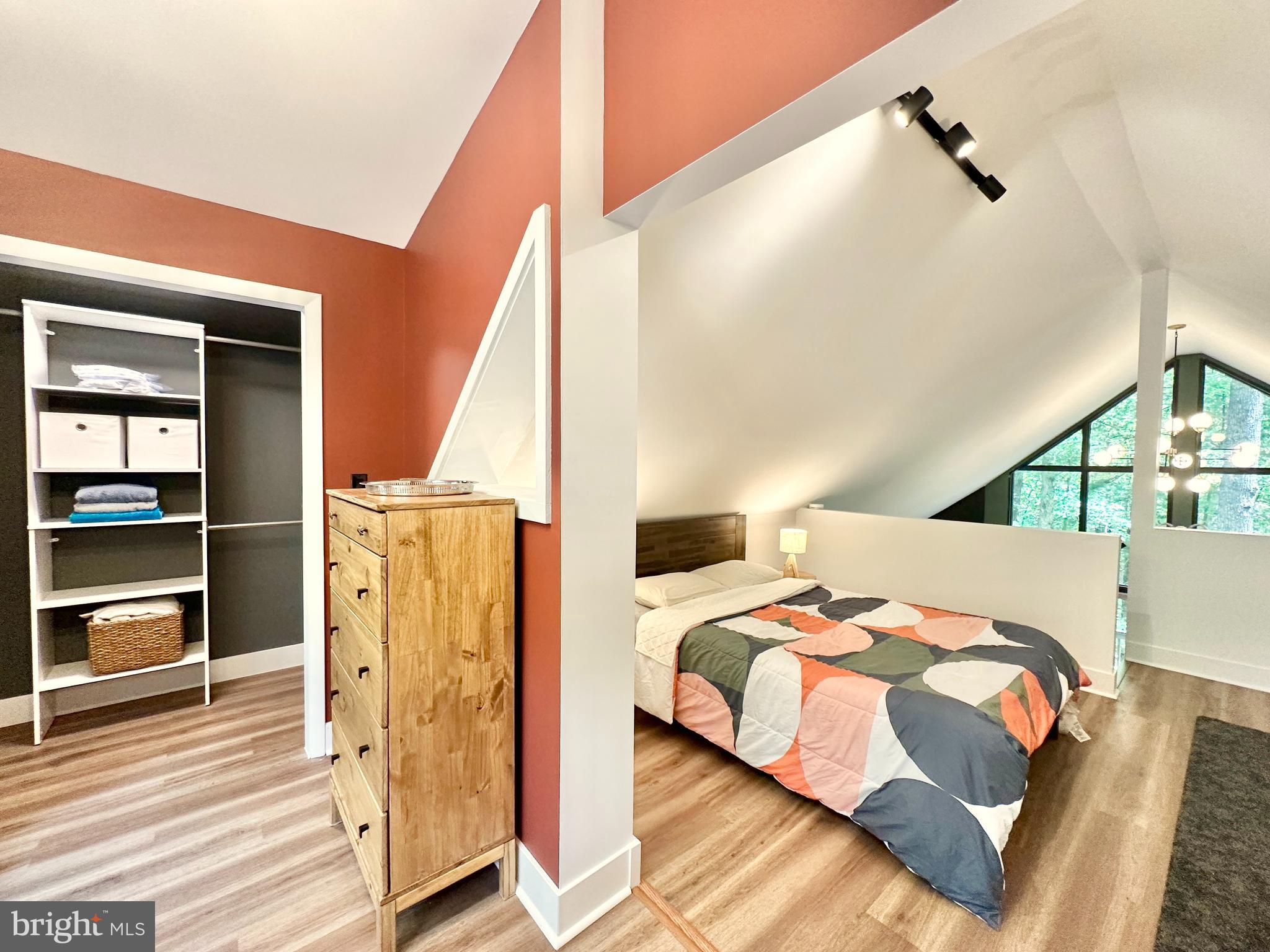 THE WOODS - Residential