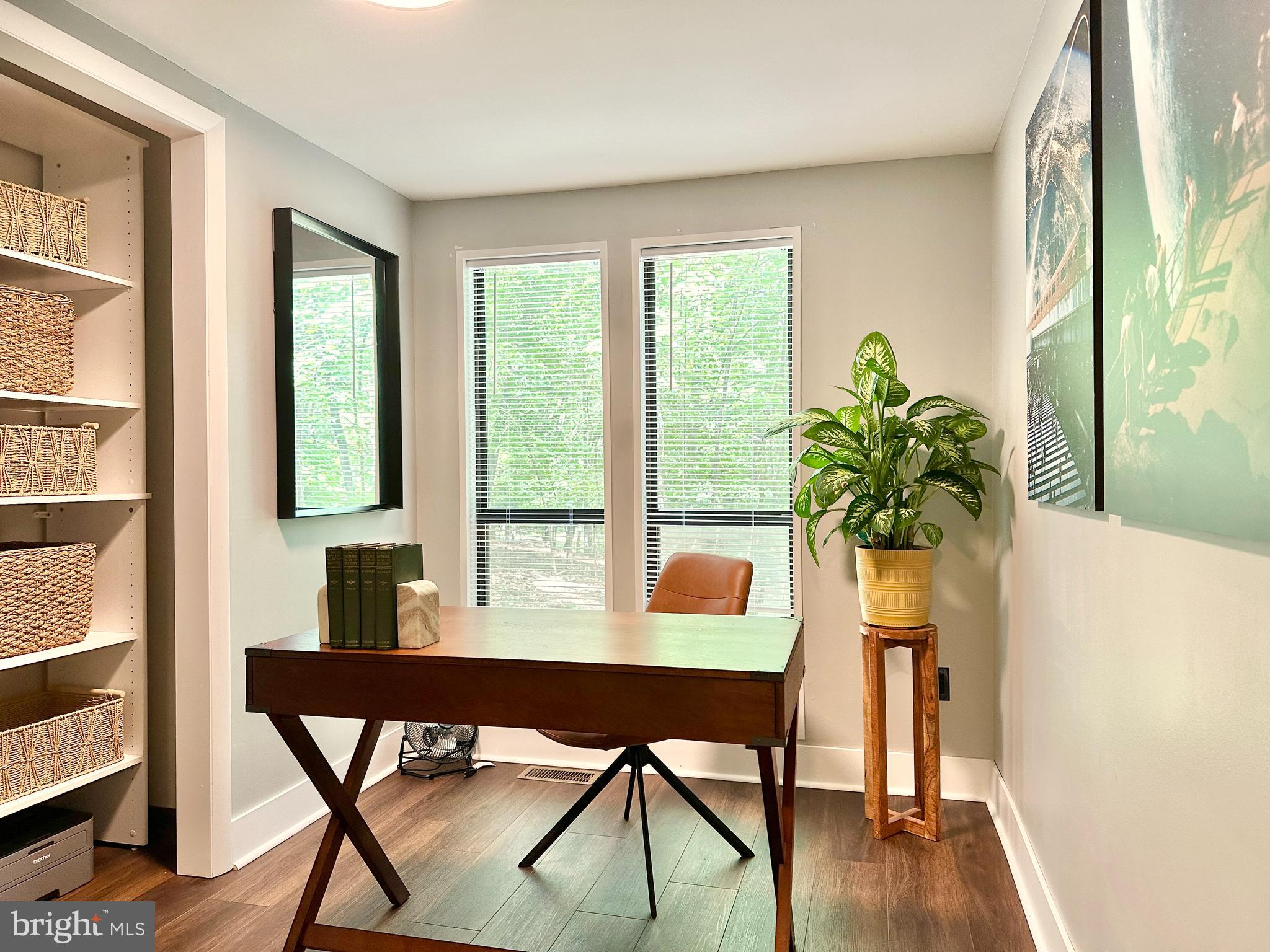 THE WOODS - Residential