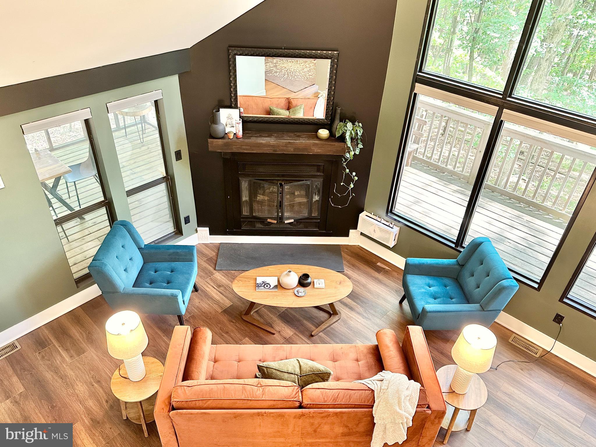 THE WOODS - Residential